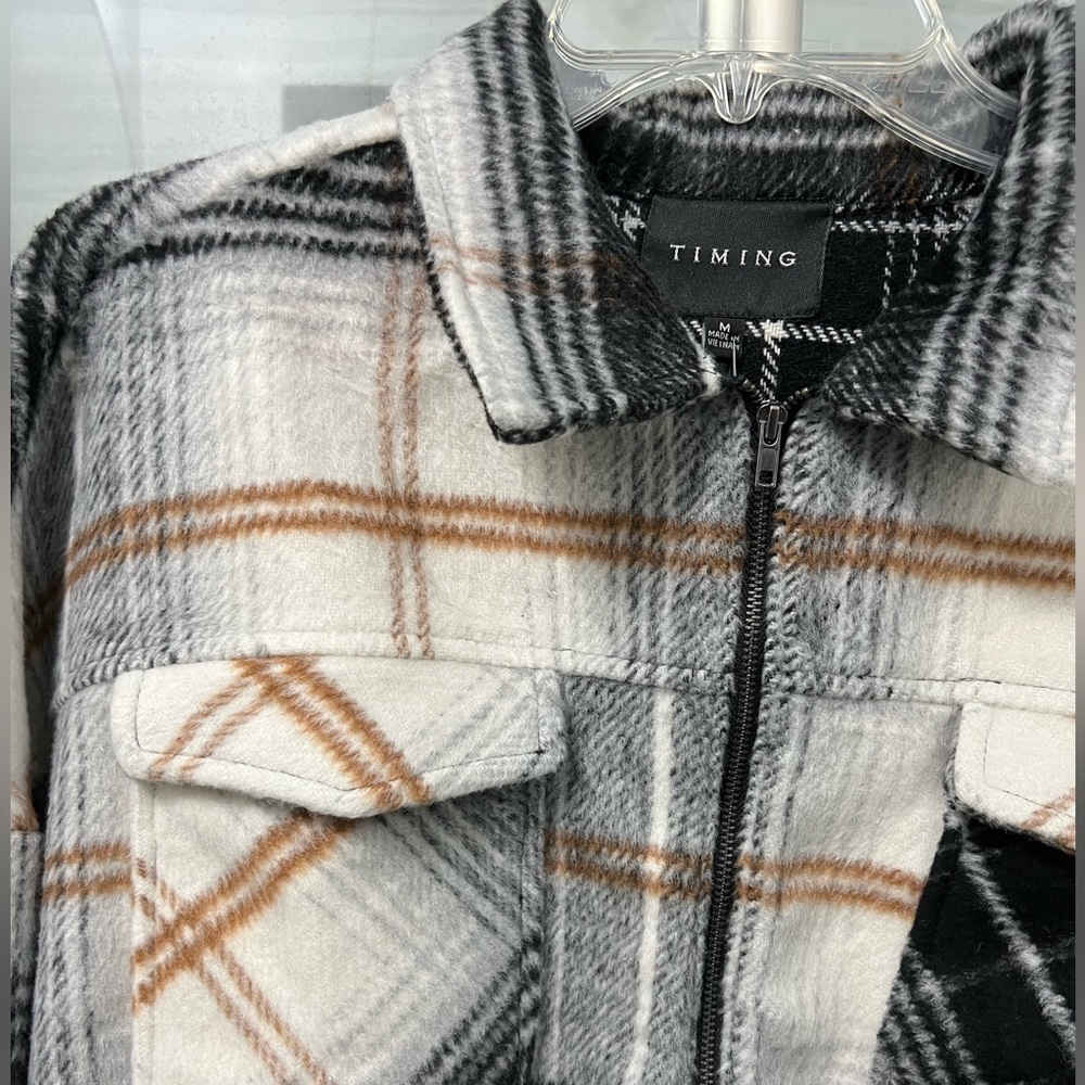 Cropped Plaid Fleece Zip Up Jacket - Picture 2 of 2